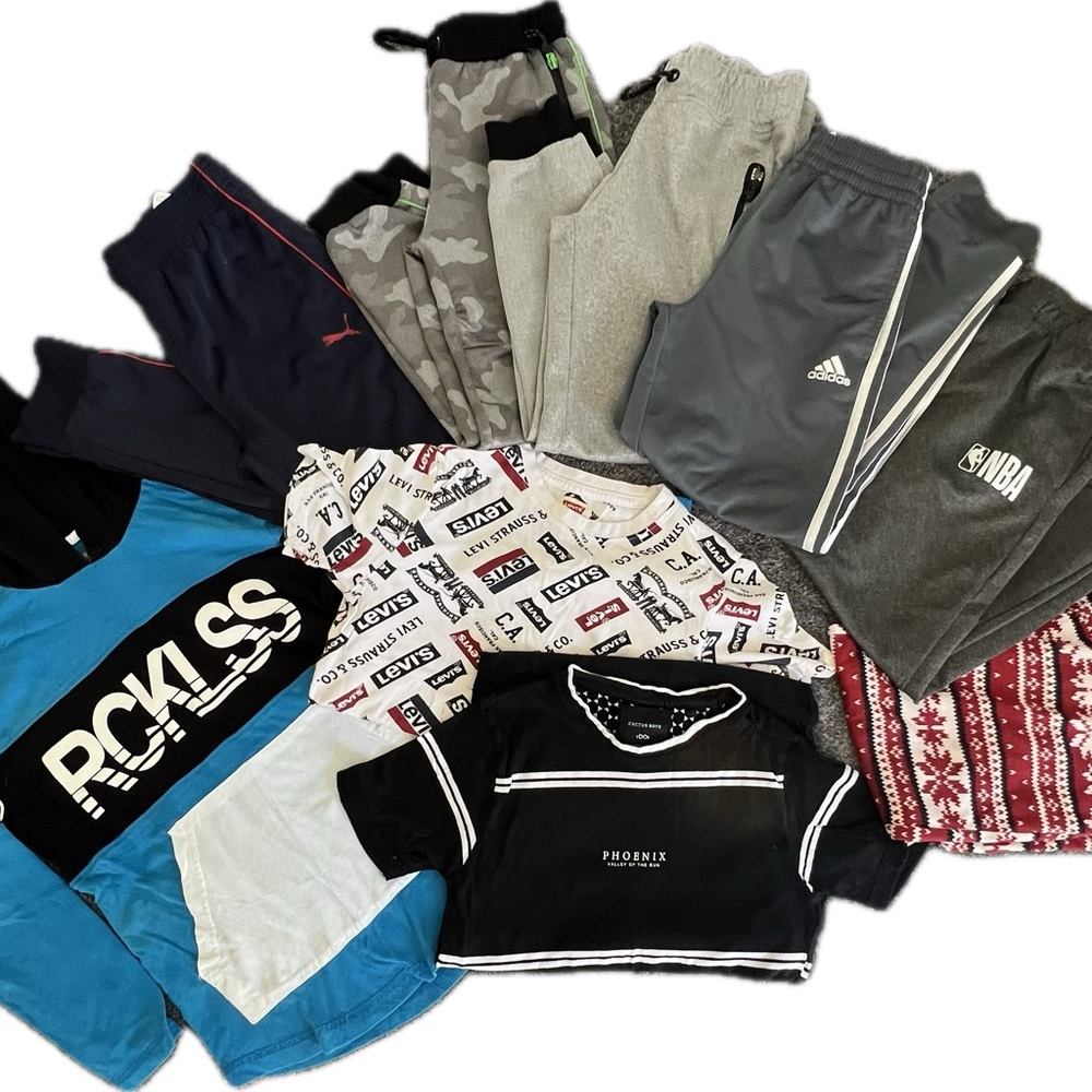Boys clothing lot sizes 10-12, 9 Pieces, joggers, pajamas, shirts  10-12